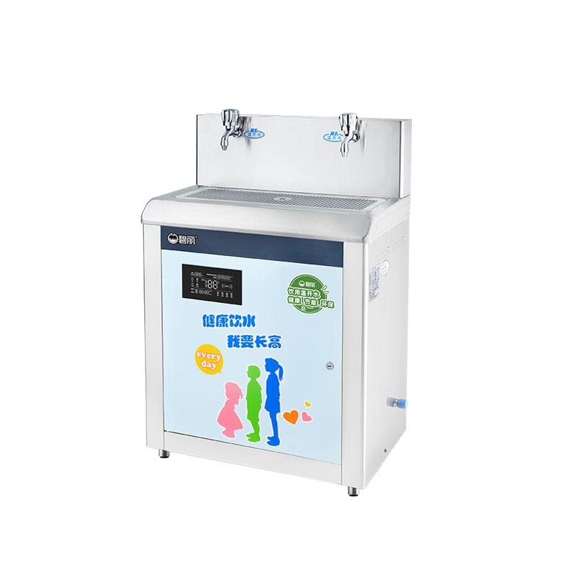 �׃��@���ÙC